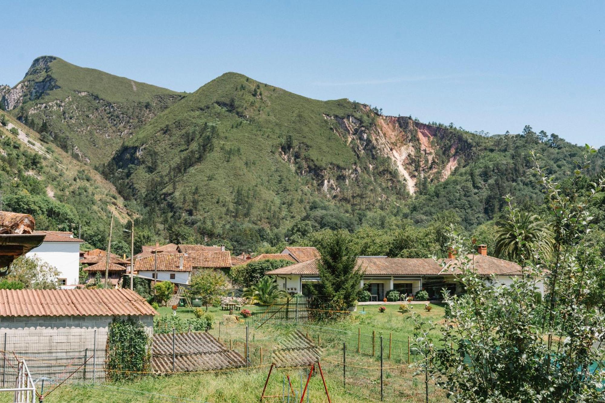 Апартаменти Vista Montana Кангас-де-Оніс Екстер'єр фото